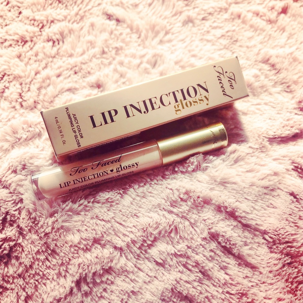Too Faced Lip Injection Glossy ✨💋